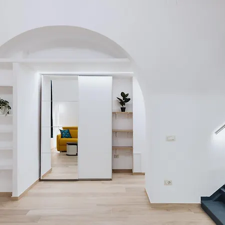 Apartment Modern Loft In *